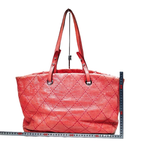 Chanel Tote  Red Leather - Picture 2 of 8